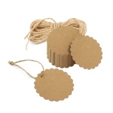 ETIQUETA KRAFT FESTONEADA "BETSY"